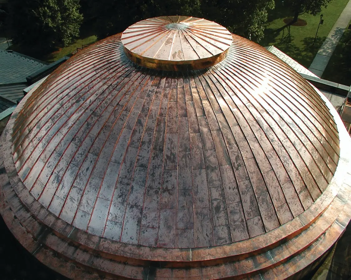 Craftsman Roofing crew installing a new roof in Duffryn Mawr